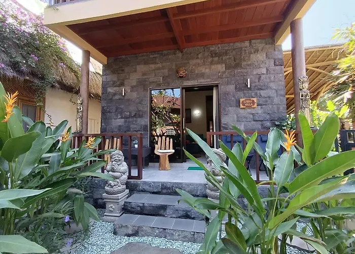 Cand Villa *